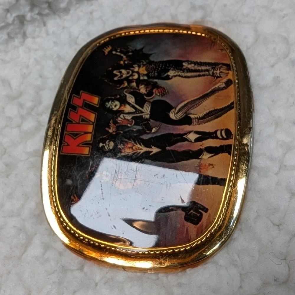Vintage 1977 KISS Belt Buckle Pacifica Mfg Rock Band Gold Tone Oval 70s Rare